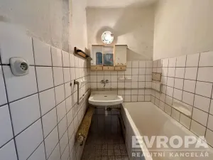 Prodej bytu 3+1, Plzeň - Východní Předměstí, Klášterní, 69 m2