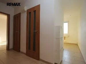 Pronájem bytu 2+1, Praha - Malešice, Troilova, 53 m2