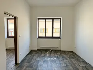 Pronájem bytu 1+1, Kyjov, Svatoborská, 40 m2