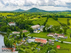 Prodej pozemku pro bydlení, Jablonné v Podještědí - Zámecká, 1942 m2