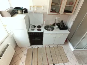 Pronájem bytu 2+kk, Praha - Břevnov, Sestupná, 38 m2