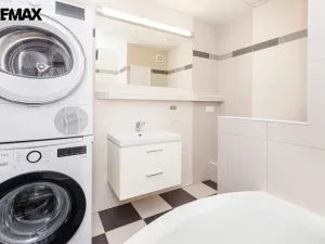 Prodej bytu 3+1, Hradec Králové - Pražské Předměstí, Baarova, 77 m2