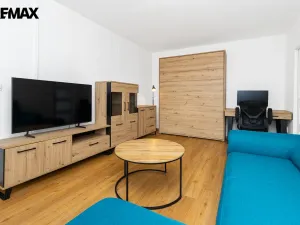 Prodej bytu 3+1, Hradec Králové - Pražské Předměstí, Baarova, 77 m2