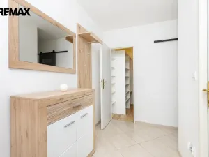 Prodej bytu 3+1, Hradec Králové - Pražské Předměstí, Baarova, 77 m2