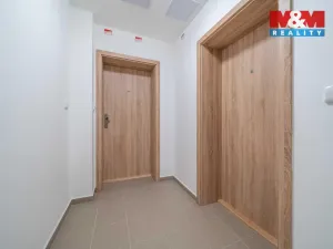 Pronájem bytu 1+kk, Třemošná, Školní, 32 m2