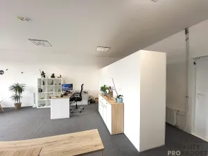Pronájem obchodního prostoru, Pohořelice, Znojemská, 44 m2