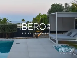 Prodej rodinného domu, Moraira, Španělsko, 350 m2