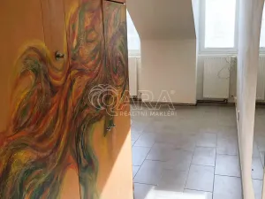 Pronájem bytu 1+kk, Praha, Školská, 30 m2