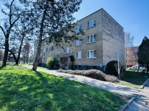 Pronájem bytu 3+1, Hodonín, třída Bří Čapků, 85 m2