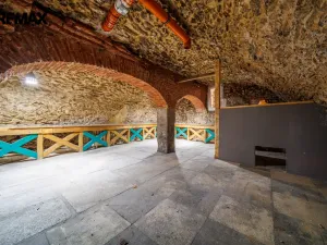 Prodej obchodního prostoru, Cheb, Cechovní, 253 m2