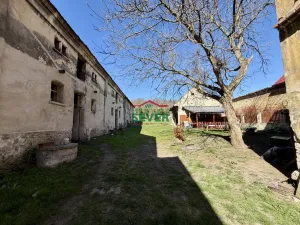 Prodej vícegeneračního domu, Bitozeves - Nehasice, 292 m2