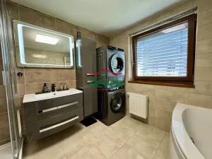 Prodej rodinného domu, Praha - Újezd nad Lesy, Novosibřinská, 220 m2