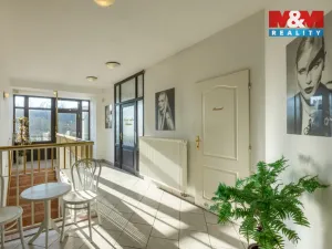 Prodej obchodního prostoru, Postoloprty, Marxovo náměstí, 440 m2