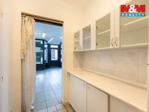 Prodej obchodního prostoru, Postoloprty, Marxovo náměstí, 440 m2