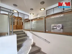 Pronájem obchodního prostoru, Karlovy Vary, Koptova, 57 m2