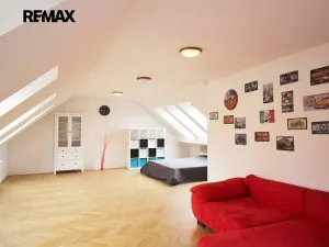 Prodej bytu 3+1, Praha - Nové Město, Lípová, 155 m2