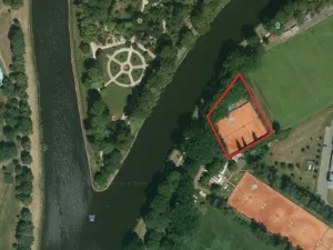 Prodej komerčního pozemku, Hradec Králové, nábřeží U Přívozu, 3021 m2