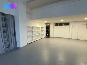 Pronájem kanceláře, Praha, Františka Křížka, 150 m2