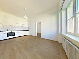 Prodej bytu 2+kk, Praha - Košíře, Slávy Horníka, 47 m2