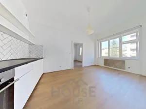 Prodej bytu 2+kk, Praha - Košíře, Slávy Horníka, 47 m2