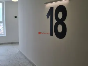 Pronájem bytu 2+kk, Teplice - Trnovany, Antonína Sochora, 58 m2