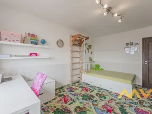 Pronájem bytu 3+1, Hradec Králové - Třebeš, třída Edvarda Beneše, 98 m2