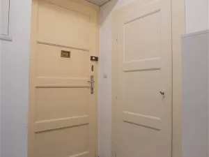 Prodej bytu 2+kk, Praha, U Uranie, 36 m2