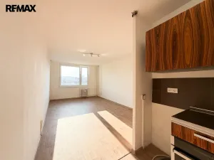 Pronájem bytu 2+kk, Komárov, Pionýrů, 43 m2