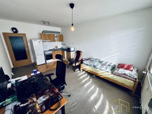 Prodej bytu 1+kk, Ústí nad Labem - Bukov, Baráčnická, 33 m2