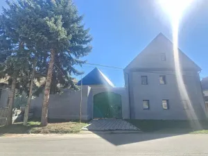 Prodej rodinného domu, Vrutice - Svařenice, 1143 m2