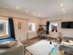 Prodej rodinného domu, Malšín - Ostrov, 360 m2