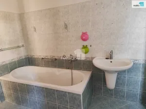 Pronájem rodinného domu, Nová Paka - Studénka, 208 m2