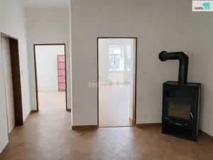 Pronájem bytu 3+1, Nová Paka - Studénka, 104 m2