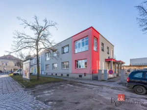 Prodej ordinace, Hradec Králové, 395 m2