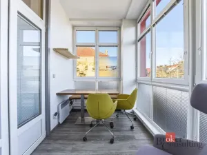 Prodej ordinace, Hradec Králové, 395 m2