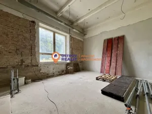 Prodej obchodního prostoru, Šumperk, Uničovská, 659 m2