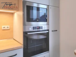 Pronájem bytu 2+1, Prostějov, Svatoplukova, 61 m2