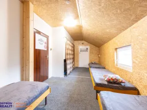 Prodej obchodního prostoru, Jedlí, 86 m2