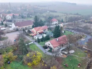 Prodej podílu pozemku, Třebíz, 161602 m2