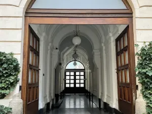 Pronájem garáže, Praha - Nové Město, Lazarská, 10 m2