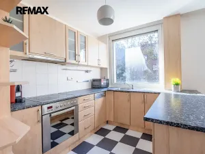 Pronájem bytu 4+kk, Praha - Libeň, Na hájku, 75 m2