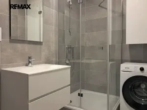 Pronájem bytu 1+kk, Praha - Modřany, Zlochova, 49 m2