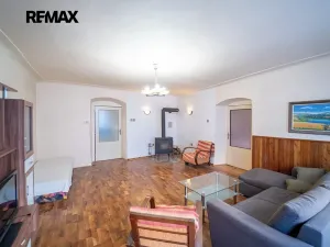 Prodej rodinného domu, Kutná Hora, Jungmannovo náměstí, 200 m2