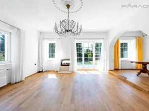 Pronájem vily, Praha - Suchdol, Havraní, 350 m2