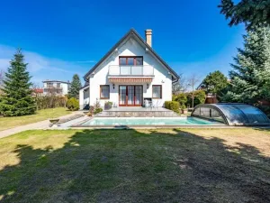 Pronájem vily, Praha - Suchdol, Havraní, 350 m2