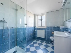 Pronájem vily, Praha - Suchdol, Havraní, 350 m2