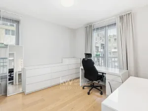 Prodej bytu 3+kk, Praha - Vršovice, Altajská, 113 m2