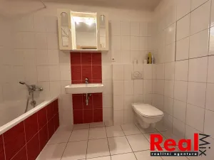 Pronájem bytu 1+kk, Brno - Líšeň, Sedláčkova, 40 m2