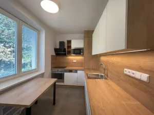 Pronájem bytu 2+1, Veselí nad Moravou, Lány, 65 m2