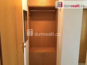 Pronájem bytu 1+1, Praha - Štěrboholy, Pod valem, 30 m2